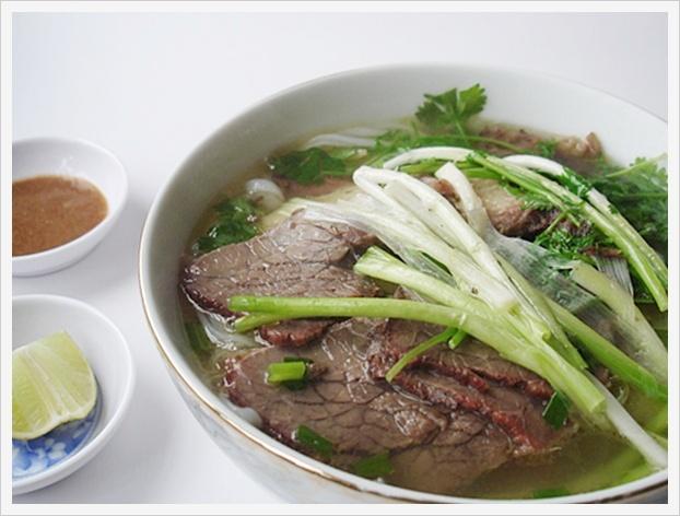 True way to enjoy Pho